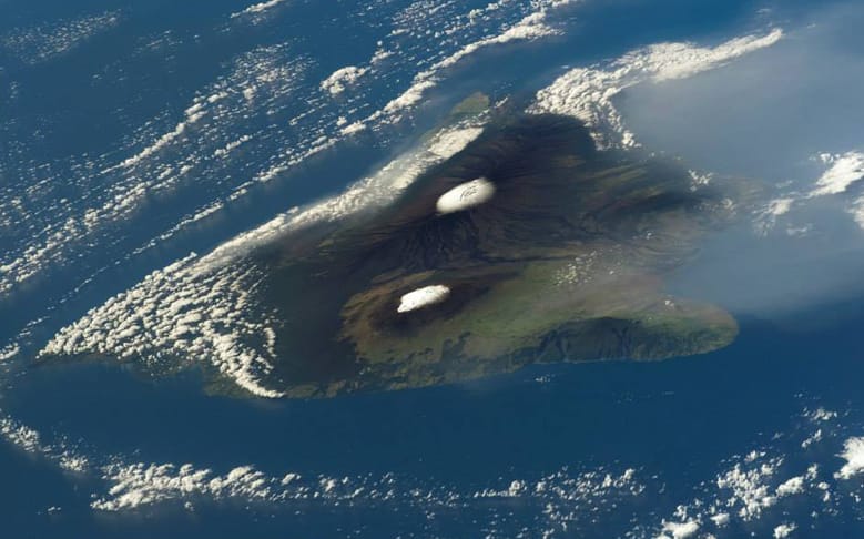 Breathtaking Pictures of Hawaii from Space