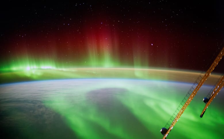 Space Image of the Week: Aurora Seen from the ISS