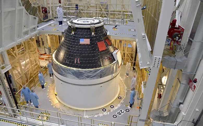 NASA Completes First Spacecraft Designed for Deep-Space