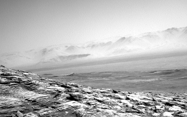 An Eerie View: Imaging Mars with NASA’s Curiosity Rover