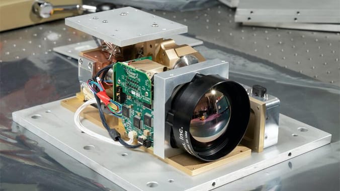 picture of the hyperspectral thermal imager instrument